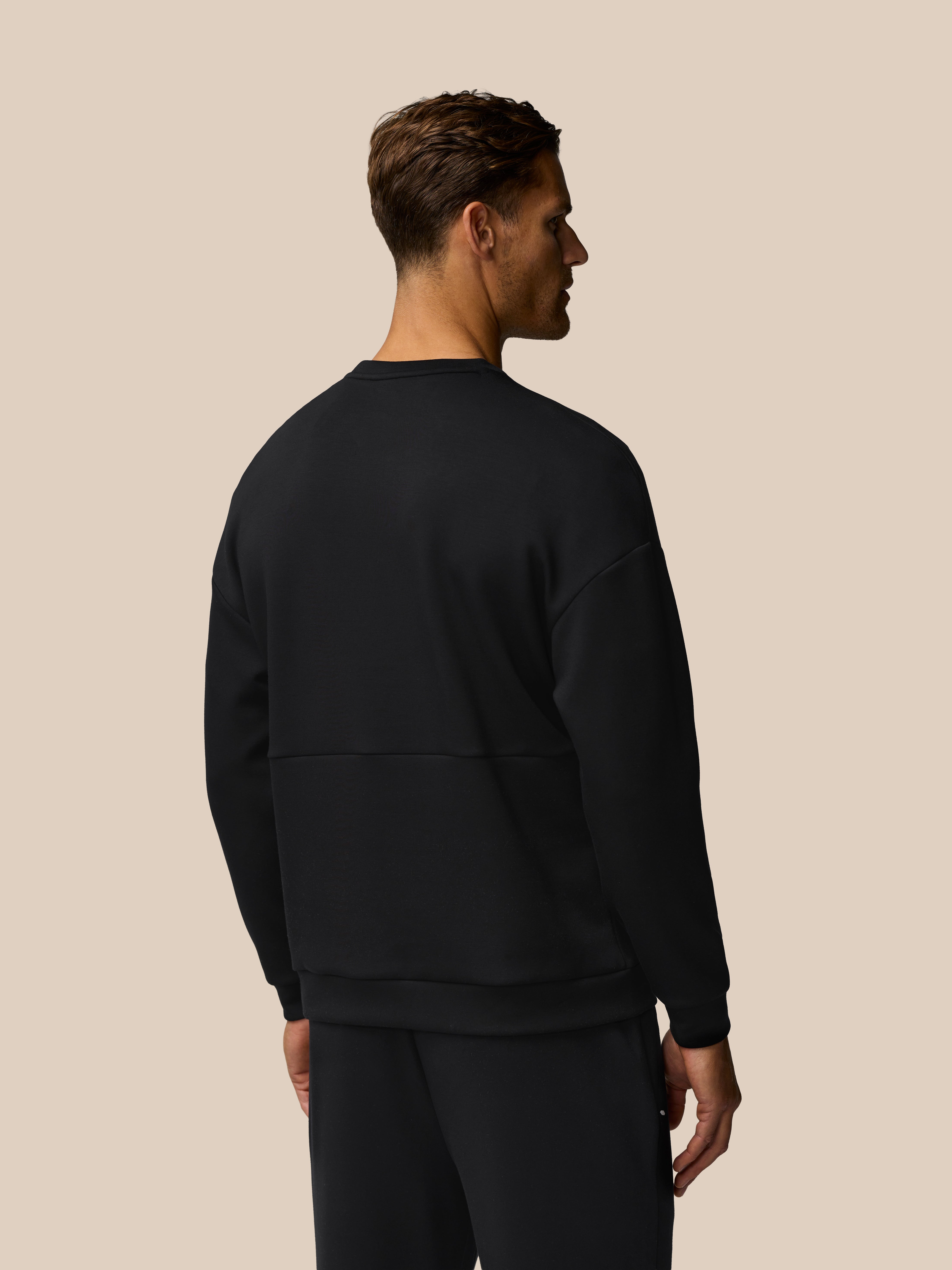 Travel Lifestyle Sweatshirt - Black